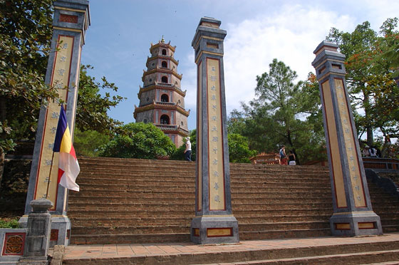 HUE' - Pagoda di Thien Mu