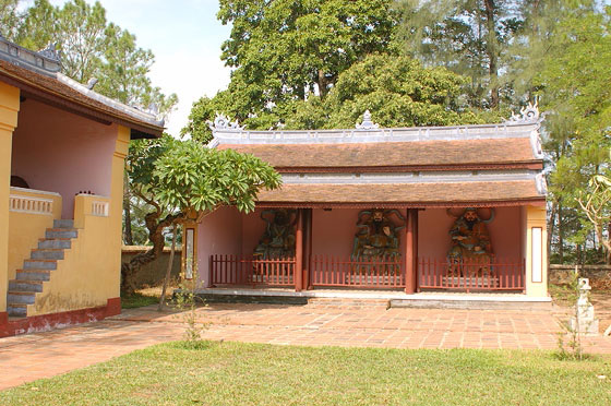 HUE' - Pagoda di Thien Mu: i vari padiglioni