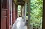 HUE'. Pagoda Nazionale di Dieu De: il portico sul cortile retro