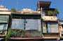 HANOI. I balconcini che si affcciano sulle stradine del Quartiere Vecchio