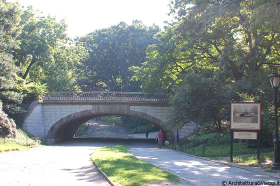 MANHATTAN - I numerosi ponti di Central Park, ognuno diverso dall'altro: Winterdale