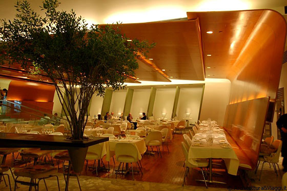 NEW YORK CITY - The Brasserie Restaurant nel Seagram Building - Diller + Scofidio