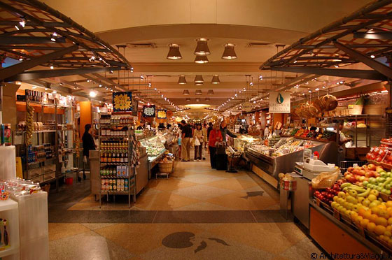 NEW YORK CITY - 42nd St - l'interno del Grand Central Market