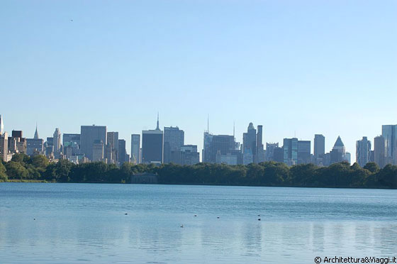CENTRAL PARK - Il panorama del grattacieli lato sud del parco 