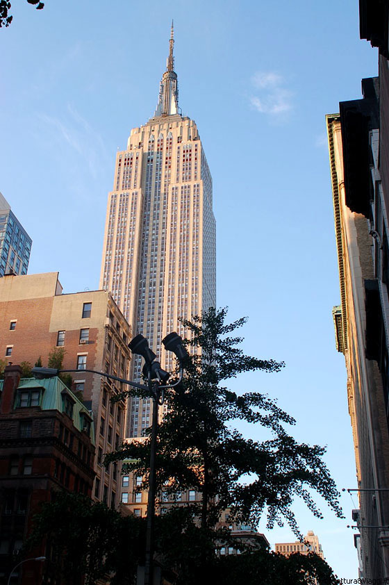 MIDTOWN MANHATTAN - Dal 1931 per molto tempo l'Empire State Building è stato l'edificio più alto di New York 