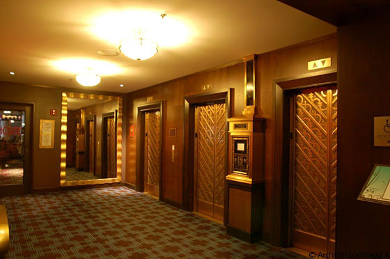 CHICAGO - Hotel Allegro - gli ascensori