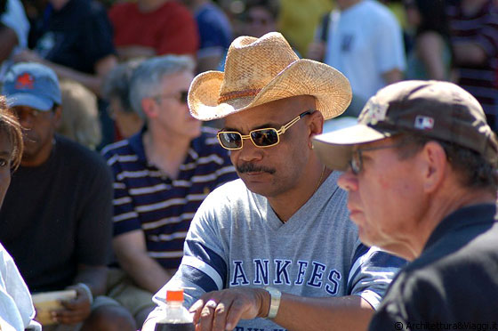 GRANT PARK - Yankees - una delle squadre professionistiche di baseball del campionato nazionale di baseball degli Stati Uniti d'America - al Chicago Jazz Festival