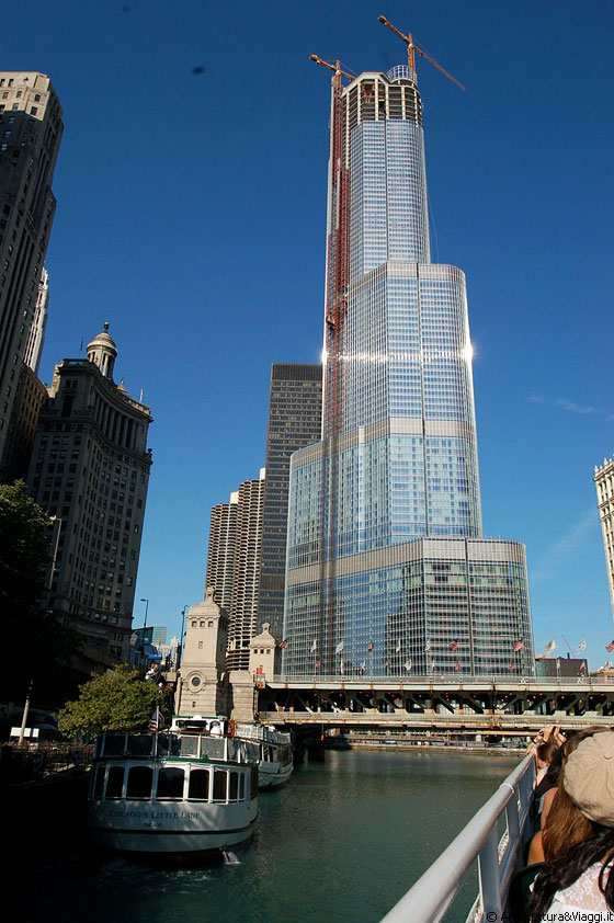 CHICAGO - Trump International Hotel & Tower - arch. Adrian Smith (Skidmore, Owings and Merrill), in costruzione - fine lavori prevista 2009