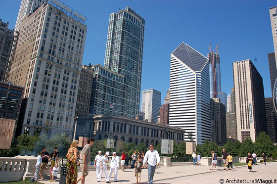CHICAGO - Heritage at Millennium Park e Chicago Cultural Center (a sinistra del Smurfit-Stone Building)