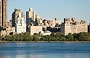 CENTRAL PARK. Dal Jacqueline Kennedy Onassis Reservoir vista sull'Upper East Side e sul Guggenheim Museum