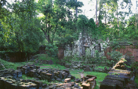 ANGKOR - Le rovine di Angkor Thom 