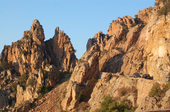 LE CALANCHE - Bizzarre formazioni rocciose tra i villaggi di Piana e Porto, sulla costa occidentale della Corsica