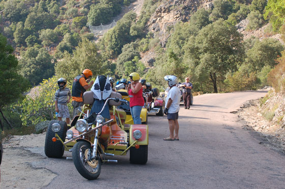 OTA - Un gruppo di easy rider nei pressi di Pont de Pianella