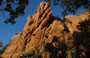 LE CALANCHE DI PIANA. 400 m sopra il mare si ergono queste fantasmagoriche formazioni rocciose a formare colonne contorte, torri e massi irregolari