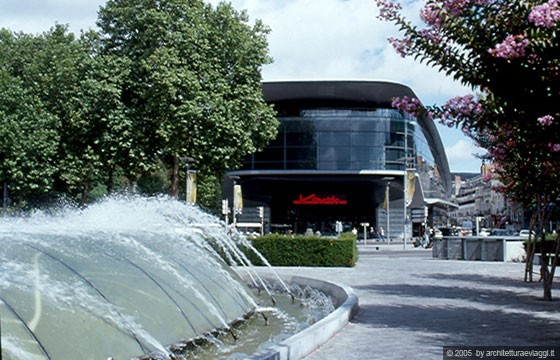 VALLE DELLA LOIRA - TURENNA - TOURS - Palazzo dei congressi ad opera dell'architetto Jean Nouvel