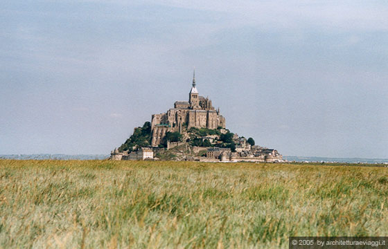 NORMANDIA - Le Mont Saint Michel visto dall'omonima baia 