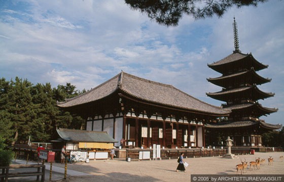 NARA - Kofuku-ji - Eastern Golden Hall e Goju-no-to (Pagoda a cinque piani)