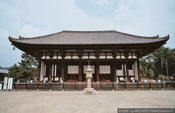 NARA - Kofuku-ji - Tojondo (Eastern Golden Hall - Tesoro Nazionale)
