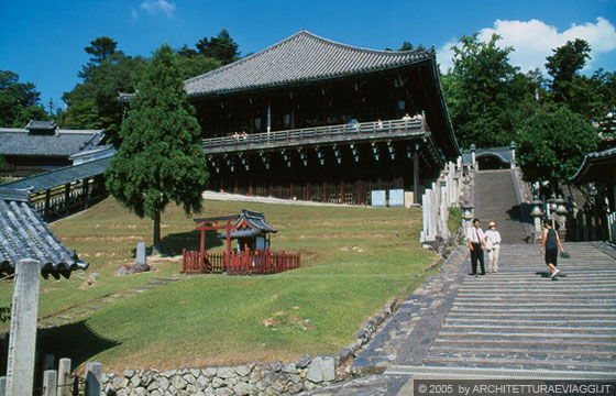 NARA - Sala Nigatsu-do