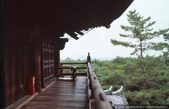 KYOTO EST - NANZEN-JI - l'imponente porta a due ordini Sanmon