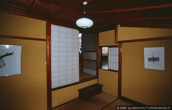 TAKAYAMA  - Le stanze usate dai membri della famiglia sono ubicate al piano superiore della Casa Yoshijima
