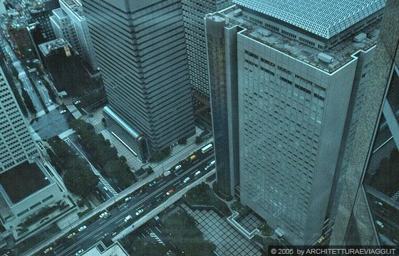 TOKYO SHINJUKU - Shinjuku ovest e est: i due volti di Tokyo
