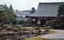 KYOTO - ARASHIYAMA . TENRYU-JI TEMPLE (Kyoto - Arashiyama e Sagano), periodo Kamakura, giardino di passaggio con lago