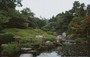 KYOTO NORD-OVEST . Vista d'insieme dell'elegante giardino di Nakane Kinsaku con stagno al TAIZO-IN-TEMPLE