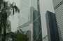 CENTRAL. La Torre della Banca di Cina vista da Chater Garden sullo sfondo di un cielo che promette ancora pioggia