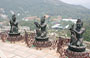 MONASTERO DI PO LIN. Sulla piattaforma sei statue in bronzo di bodhisattva circondano il  Buddha seduto