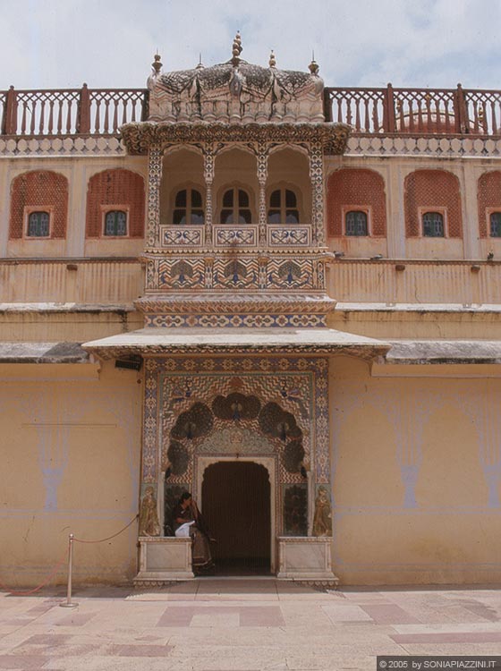 RAJASTHAN ORIENTALE - Jaipur - particolare del City Palace