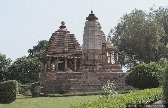 KHAJURAHO - Parvati Temple