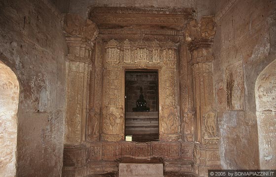 KHAJURAHO - Adinath Temple - interno