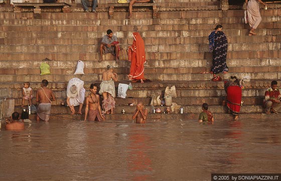 UTTAR PRADESH - Gli induisti e Varanasi