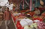 LEH - LADAKH. Il mercato di frutta e verdura all'angolo di Old Fort Road