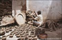 RAJASTHAN MERIDIONALE. L'intricato dedalo di viuzze della città vecchia di Udaipur: l'artigianato della ceramica e dei vasi