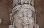 UDAIPUR. Particolare delle sculture del tempio giainista in marmo nei pressi del cimitero