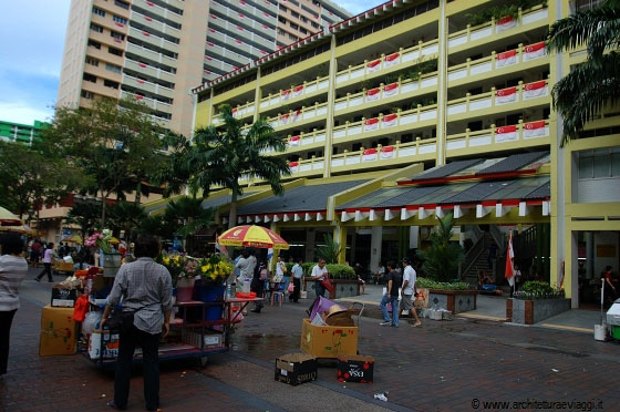 SINGAPORE - Passeggiando tra Waterloo Street e le strade parallele si è fatto tardo pomeriggio