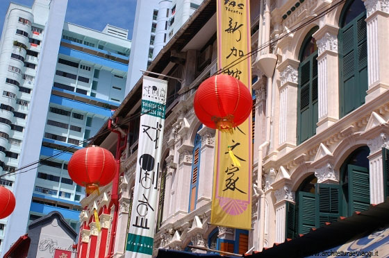SINGAPORE - Le variopinte stradine e shophouse del quartiere cinese
