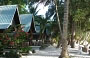 PULAU PERHENTIAN BESAR. Il Coral View Island Resort è situato in splendida posizione all'estremità settentrionale della spiaggia principale