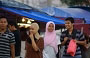 JERTEH. Tra le giovani donne musulmane, alcune indossano un look più disinvolto, con i bracci scoperti e i jeans