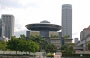 SINGAPORE RIVER. La futuristica Supreme Court ideata dallo studio Foster Partners