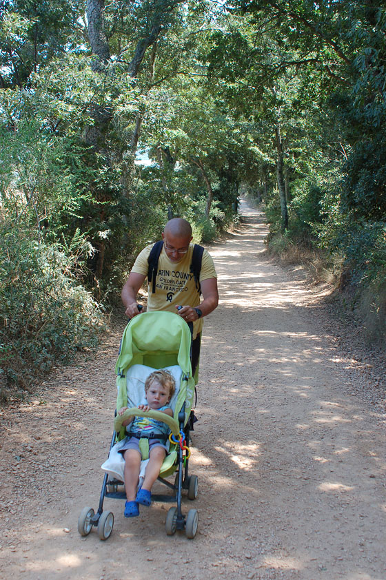 GOLFO DI FOLLONICA - Percorriamo a piedi il sentiero verso Cala Violina, accessibile anche con il passeggino