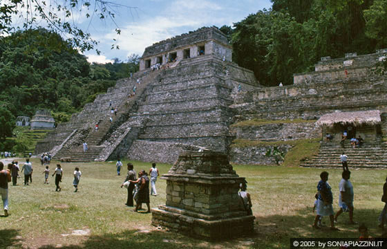 PALENQUE - Tempio de las Inscripciones, eretto per racchiudere la tomba di uno dei sovrani di Palenque Ah Pakal