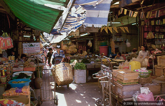 BANGKOK - Chinatown - il mercato