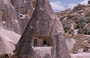 LA CAPPADOCIA. Le caratteristiche formazioni rocciose a forma di cono della Valle di Goreme 