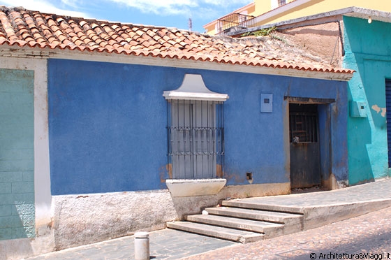 BASSO ORINOCO - Ciudad Bolivar offre molti elementi caratteristici dell'architettura tradizionale coloniale