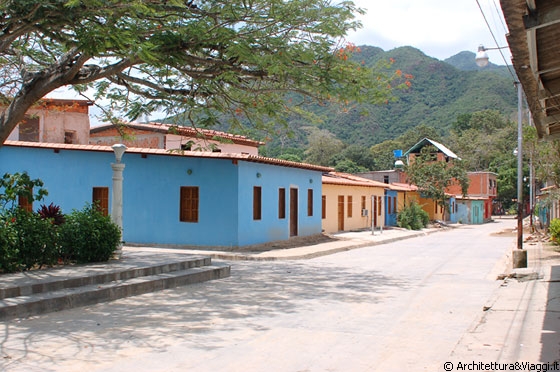 CHUAO - Si può alloggiare anche a Chuao, perchè il villaggio offre alcune semplici e spartane posadas