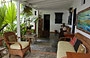 GRAN ROQUE. La Posada Acuarela è realizzata in stile mediterraneo tra patii, portici e piante