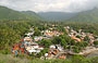 PUERTO COLOMBIA. Dal Mirador vista sulla costa, sul villaggio e sulle vette del Parco Nazionale Henri Pittier - uno scenario incantato